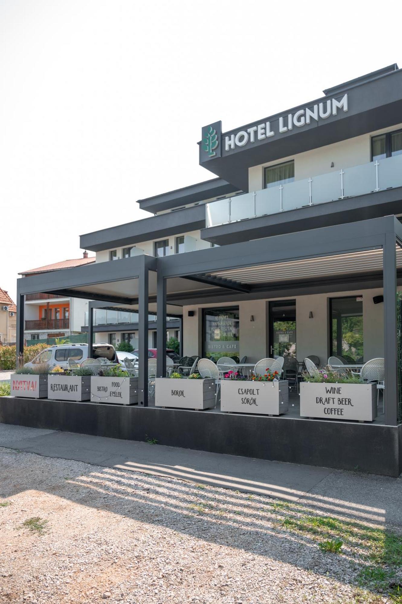 Lignum Hotel Мишкольц Экстерьер фото