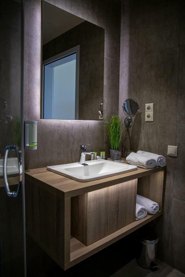 Lignum Hotel Мишкольц Экстерьер фото